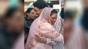 चमकीला की पहली पत्नी Diljit Dosanjh के गले मिलकर रो पड़ीं, तस्वीरें हुई Viral