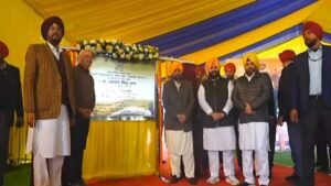 अमृतसर के अजनाला में शिक्षा की नई सौगात:CM भगवंत मान ने बिक्रौर में सरकारी डिग्री कॉलेज की नींव रखी