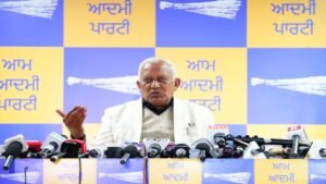 APP ने गैर-कानूनी नए सेस को लेकर कांग्रेस की आलोचना की, पंजाब पर बोझ डालने और उसे लूटने की किसी भी कोशिश के खिलाफ लड़ने का लिया प्रण