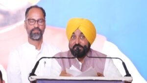 पंजाब- महिलाओं को ₹1000 महीना, रजिस्ट्रेशन शुरू:CM बोले- पहले 9 हलकों में शुरुआत; अकाली दल ने चुन्नियों में घोटाला किया