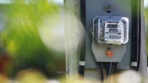 स्मार्ट मीटर को लेकर एक्शन में UPPCL, चार सदस्यीय तकनीकी कमेटी बनी, IIT और रिसर्च एंड डेवलपमेंट के अधिकारी शामिल