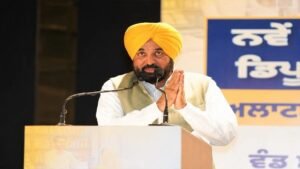 मुख्यमंत्री भगवंत सिंह मान द्वारा 2,800 नए राशन डिपो धारकों को लाइसेंस सौंपेने से अब पूरे पंजाब में घरों के नजदीक मिलेगा राशन