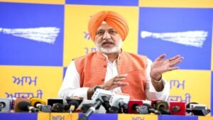 SGPC प्रधान हरजिंदर सिंह धामी मीडिया का सामना करें और सिख संगत द्वारा उठाए गए सवालों का जवाब दें: बलतेज पन्नू